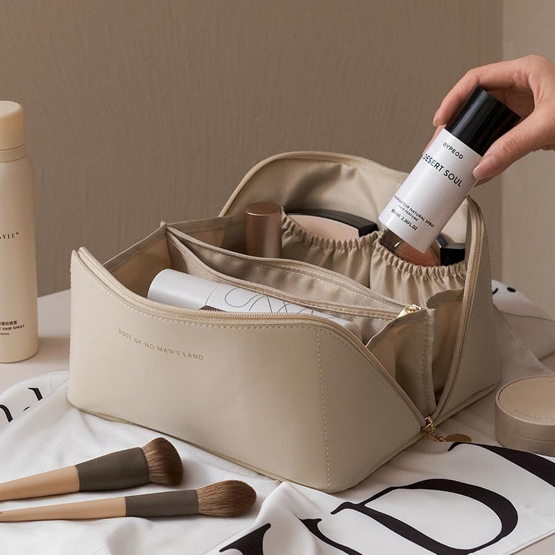 Travel Cosmetic Bag - Milk white - Made of Stars